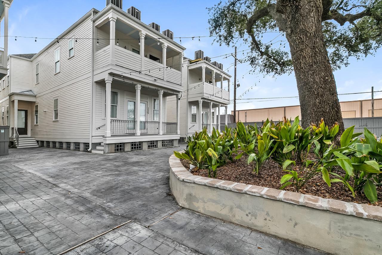 Apartmán Modern 2Br On Carondelet By Hosteeva New Orleans Exteriér fotografie