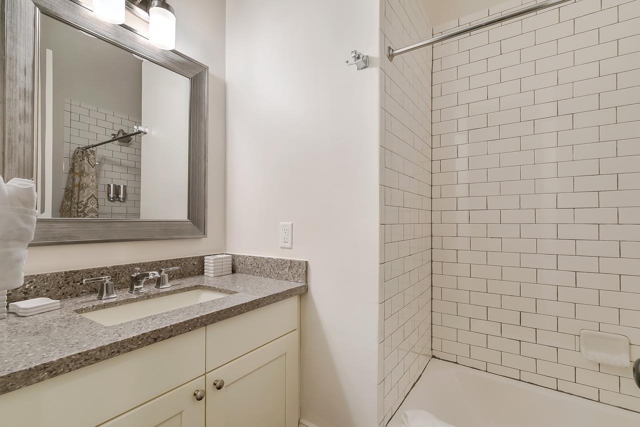 Apartmán Modern 2Br On Carondelet By Hosteeva New Orleans Exteriér fotografie