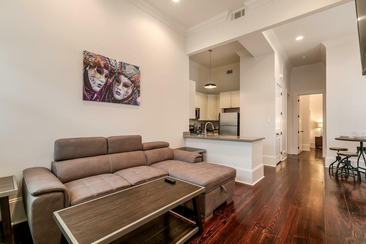 Apartmán Modern 2Br On Carondelet By Hosteeva New Orleans Exteriér fotografie